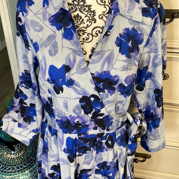 Ivanka Trump Women's Printed Floral Faux WrapDress 10 - Picture 2 of 9